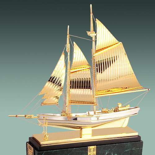 Часы настольные "Фрегат петра I"