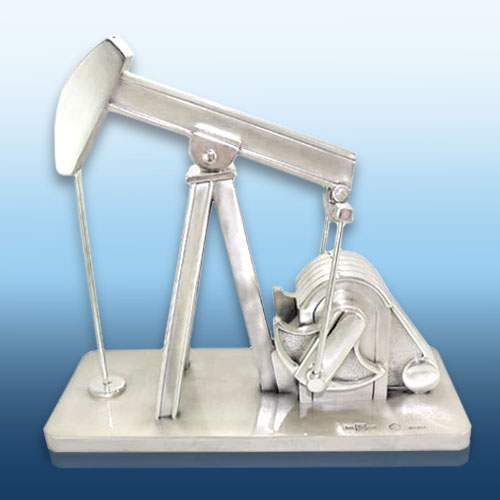 Скульптура "Нефтедобыча"