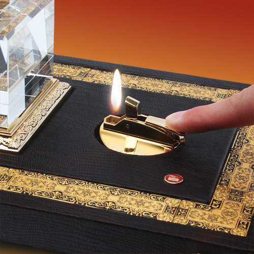 Набор для коньяка "В раздумье о судьбах мира"